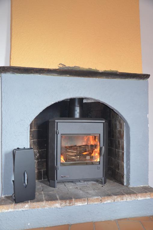 Gite Figaret Saint-Julien-de-la-Nef Kamer foto